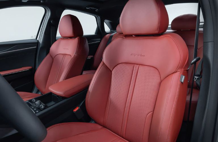 2025 Kia K5 red seats